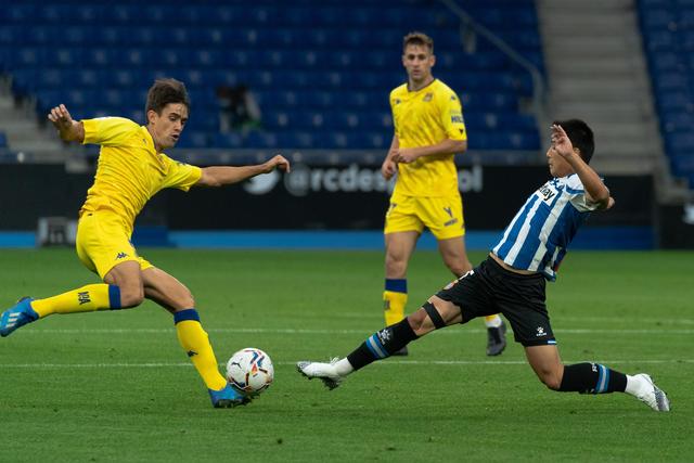 又见穆里尼奥时刻 一人搅乱欧冠全局 狂人闪回